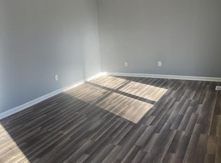 5914 Amberly Ln, Charlotte, NC 28213