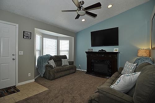 4th image of 6127 W Nellies St