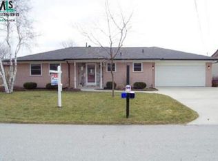 7233 Flamingo St, Algonac, MI 48001