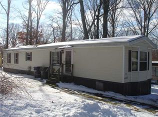 34 Fairway Dr, North Windham, CT 06256