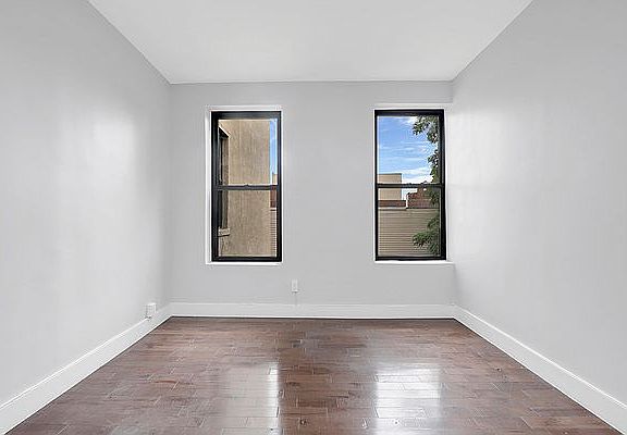 5th image of 1829 Park Pl #3