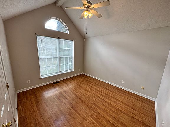 3rd image of 9601 Williamsborough Ln