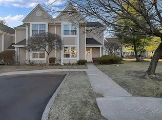 52 Creekside Cir, Spring Valley, NY 10977