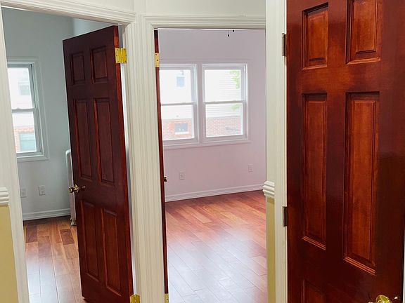 5th image of 13003 Hillside Ave Floor 2
