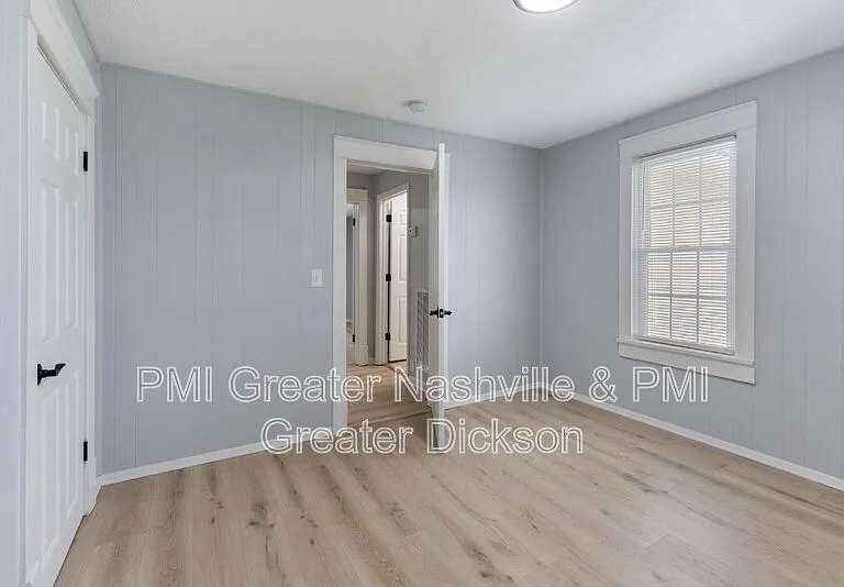 4859 Highway 100 — Photo 15
