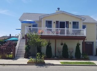 614 W Walnut St, Long Beach, NY 11561
