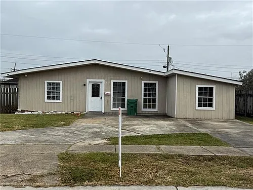 429 E Butterfly Cir Photo 1