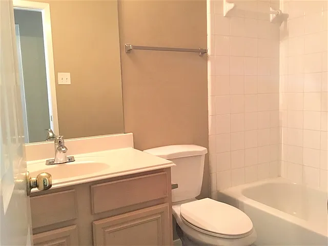 19343 Grand Colony Ct — Photo 16
