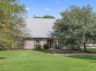 8450 Beechwood Dr, Denham Springs, LA 70706