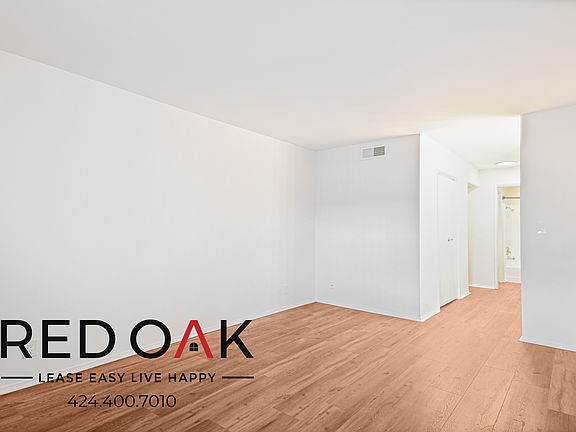 5th image of 215 1/4 S Madison Ave #202