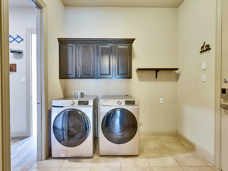 2500 Speidel Dr — Photo 23