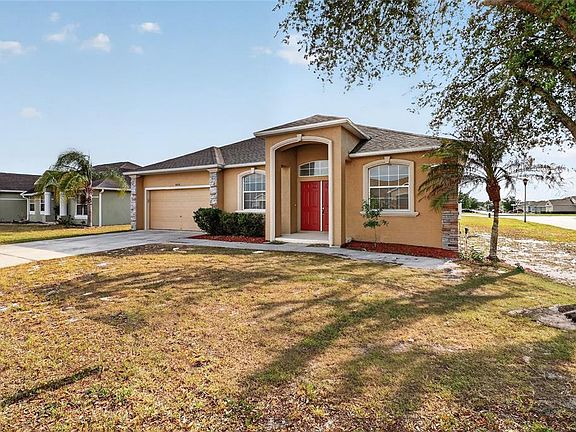 2nd image of 4656 Magnolia Preserve Loop