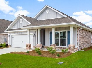 174 Eagle Owl Dr, Freeport, FL 32439