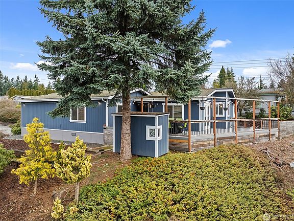 4th image of 12601 NE 197th St