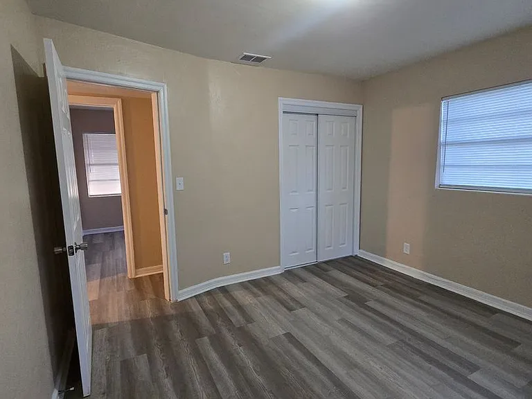 1001 N Bracewell Dr — Photo 17