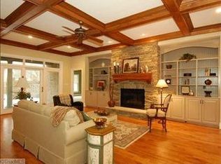 4457 Della Crescent Way, Winston Salem, NC 27106