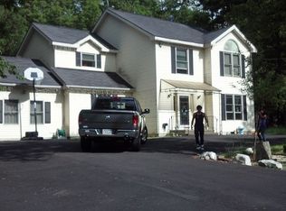 4555 Pine Ridge Dr W, Bushkill, PA 18324