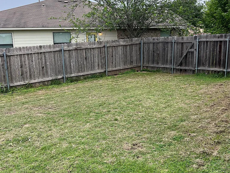 1036 Drovers Cv — Photo 19