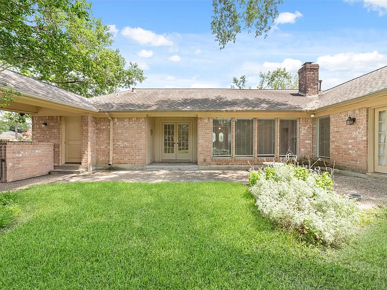 11838 Riverview Dr — Photo 27