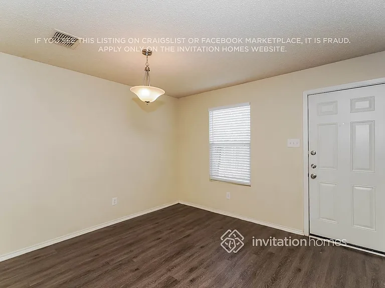 4920 Waterford Dr — Photo 7