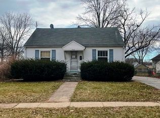 703 E Salem Ave, Indianola, IA 50125