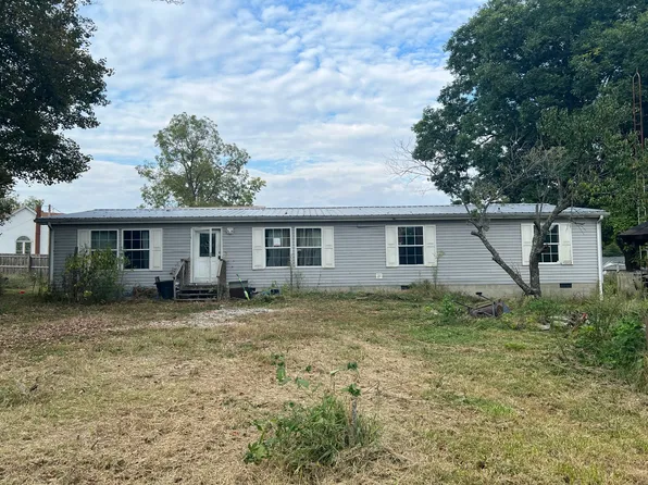 156 Jefferson St, Heltonville, IN 47436