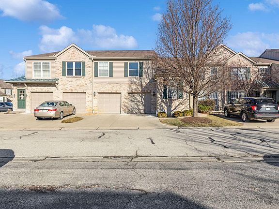 2nd image of 2236 Jackson Ct #300