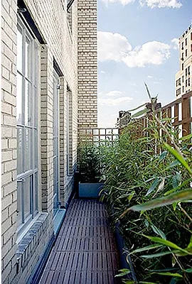 Sold by Corcoran | media 21