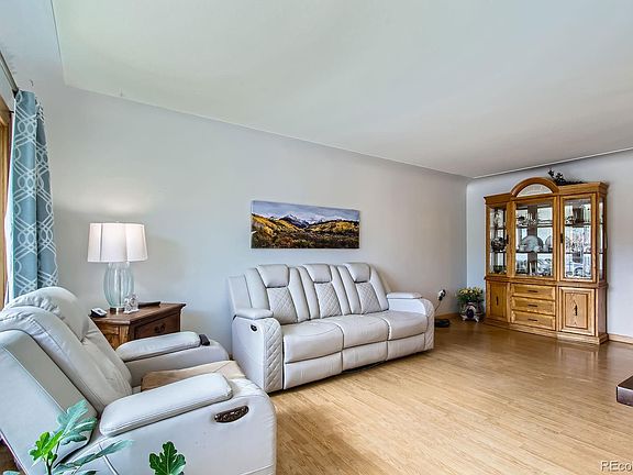 5th image of 273 S 13th Avenue