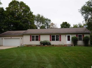2164 Olds Rd, Leslie, MI 49251