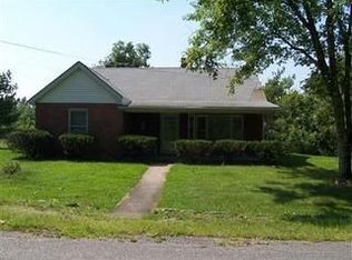1447 Baxter Ridge Rd, Lawrenceburg, KY 40342