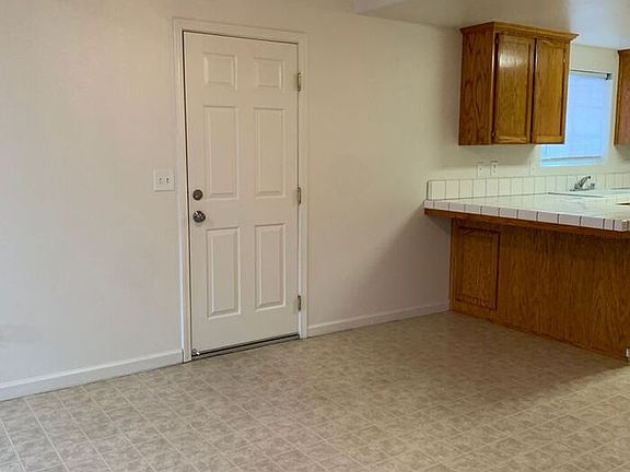 5th image of 2228 N Vickie Ct