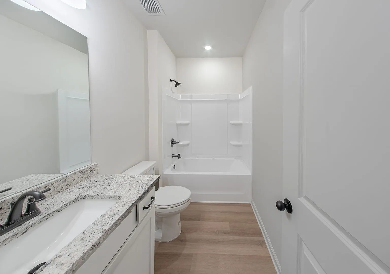 Brand-New 3BR/3BA Jasper Townhome | 1,713 Sq Ft + Washer & Dryer Included — Photo 3