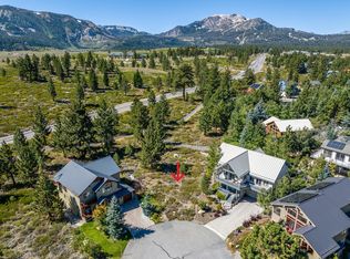 22 Hub Cir, Mammoth Lakes, CA 93546
