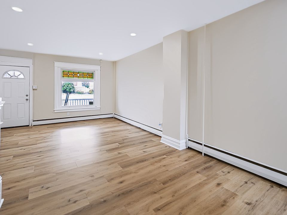 1st image of 42 S Carlisle St #1