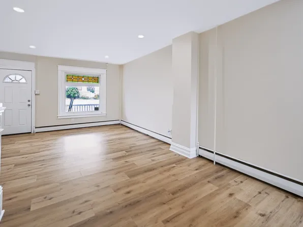 42 S Carlisle St #1, Allentown, PA 18109