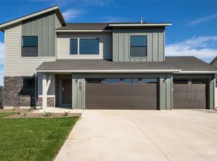 1200 W Pendulum Cove Dr, Kuna, ID 83634
