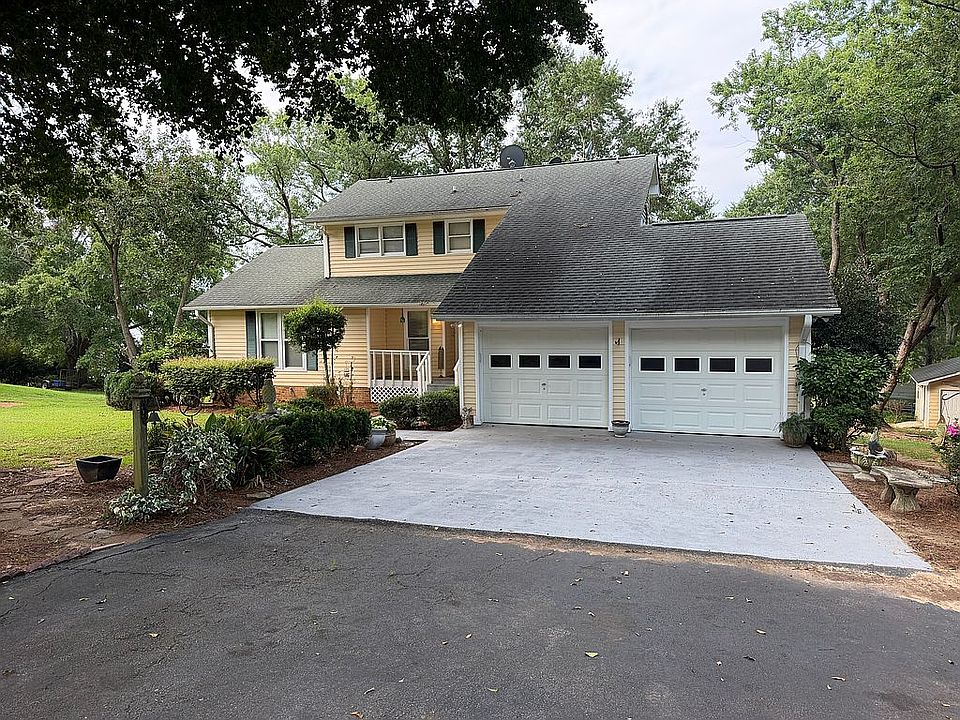 1st image of 196 Lakeside View Cir
