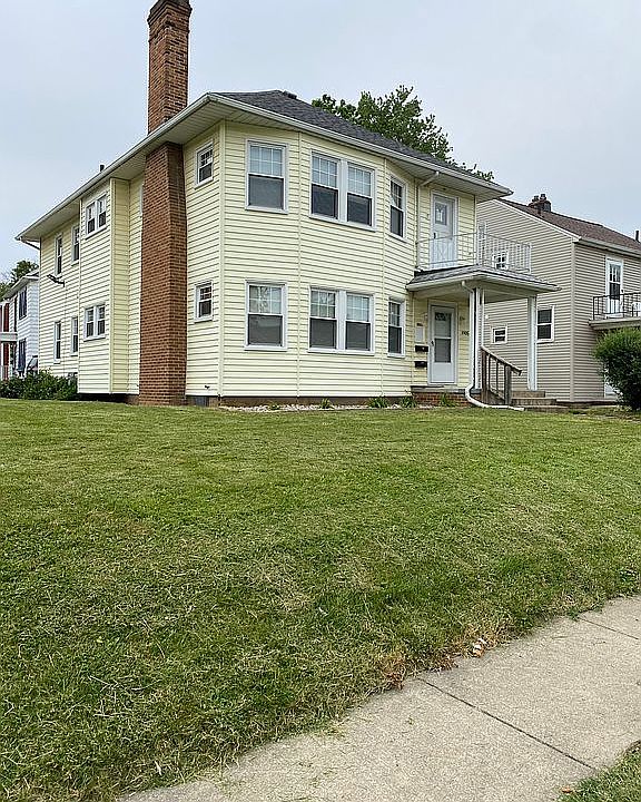 1905 Wyndhurst, street view