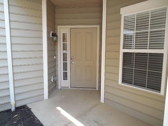 3rd image of 6147 Sowerby Ln