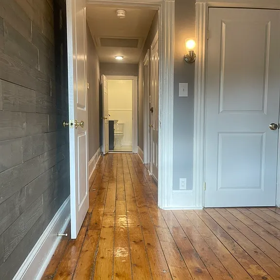 13 Broad St #3 — Photo 3