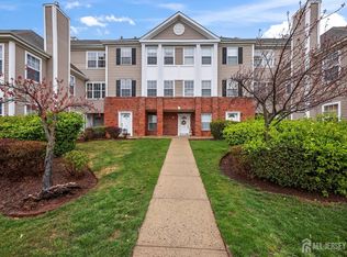 2308 Timber Ridge Ct, Parlin, NJ 08859