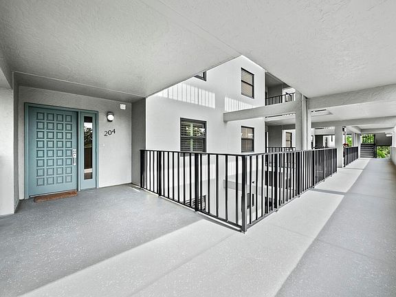 2nd image of 755 S Palm Ave APT 204