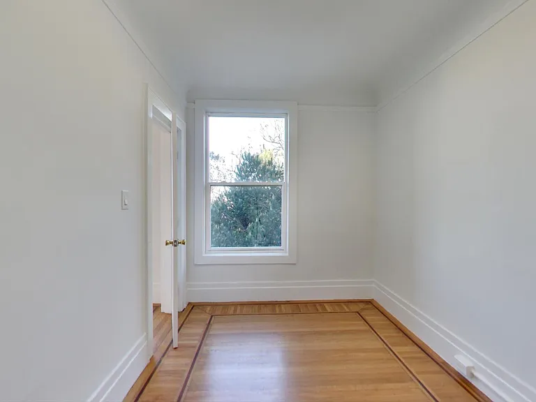1111 Jones St #5 — Photo 9