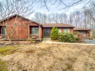 17 Stonegate Ct, Mount Pocono, PA