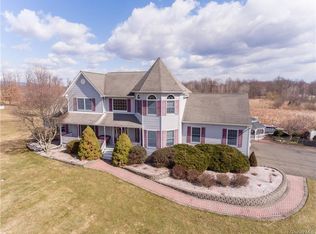 17 Van Alst Rd, Montgomery, NY 12549