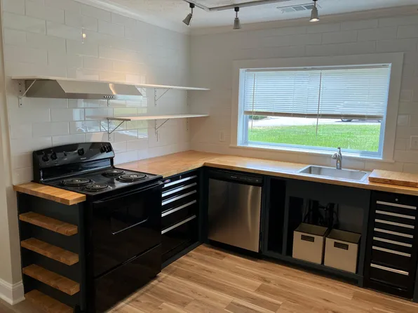 219 W Oak St #1, Griffin, GA 30224