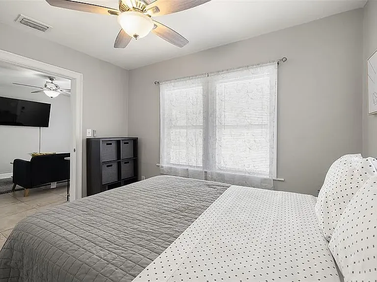 2511 W Braddock St — Photo 14