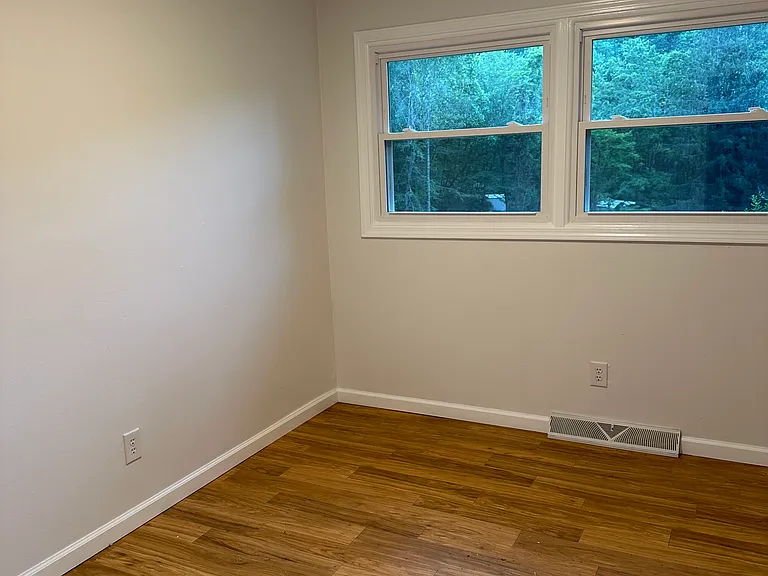 131 Paul Presnell Rd — Photo 12