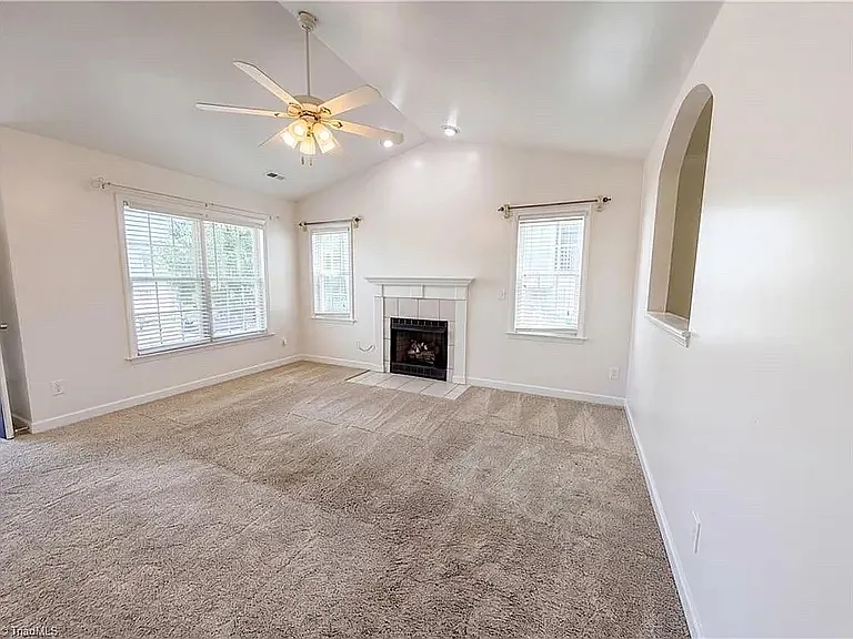 4532 Lasley Dr — Photo 6